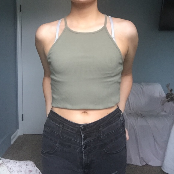 green halter tank - Picture 2 of 2